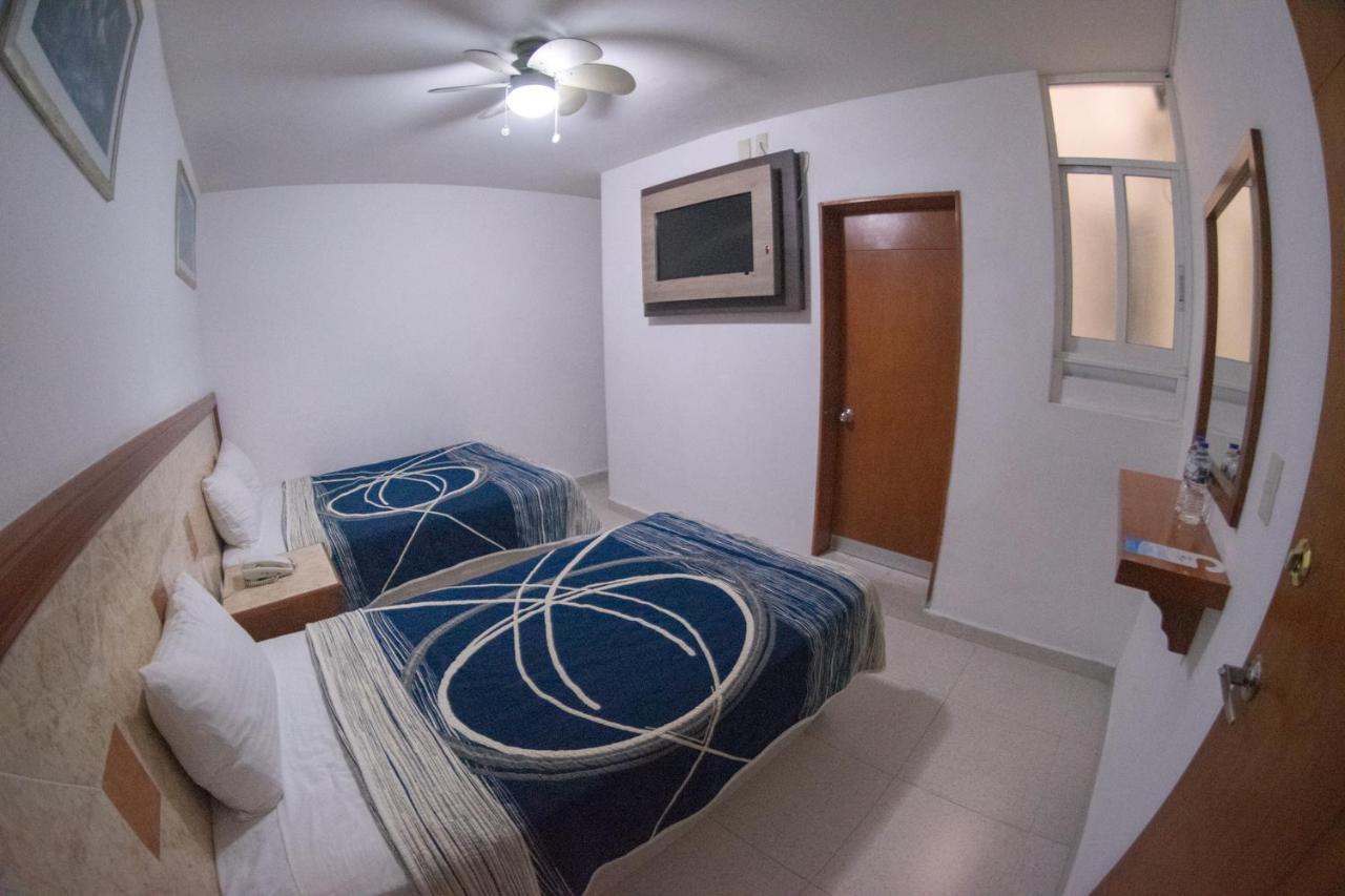 Hotel Niza Zona Piel León Esterno foto
