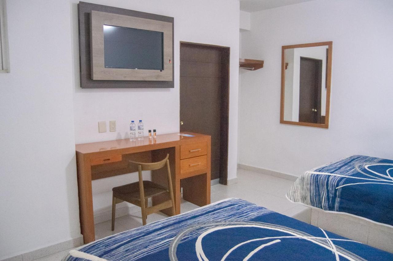 Hotel Niza Zona Piel León Esterno foto