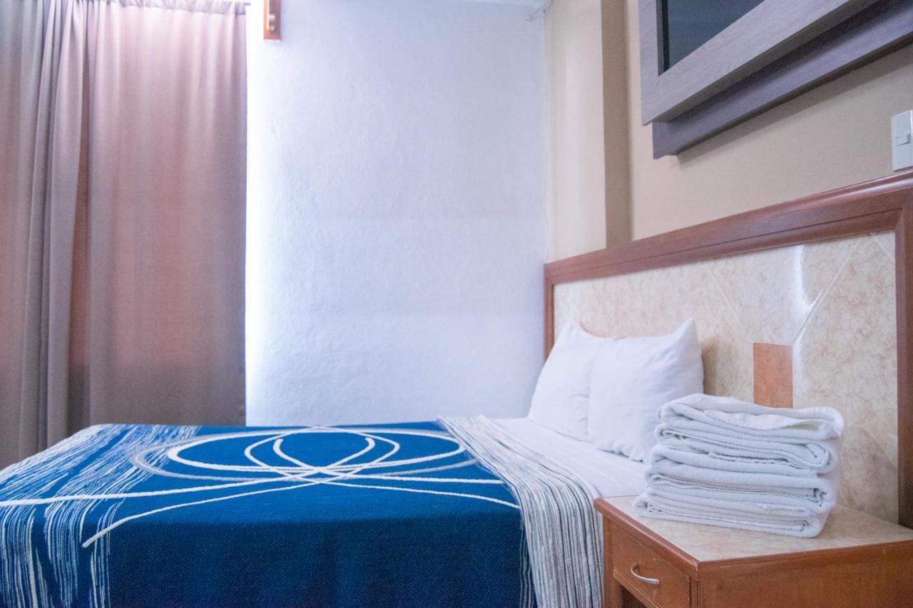 Hotel Niza Zona Piel León Esterno foto
